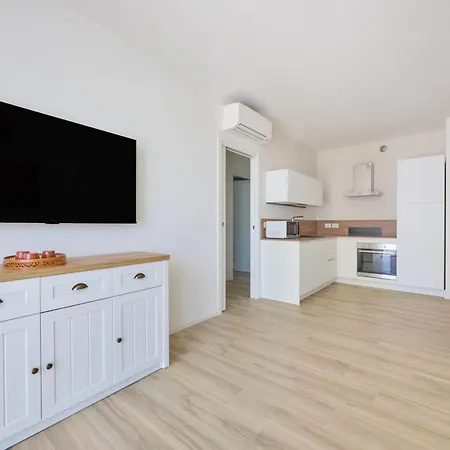 Apartment East Side *