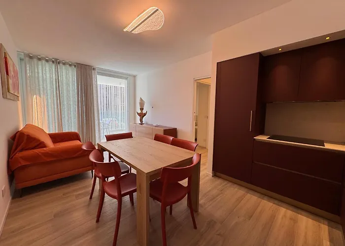 East Side * Lido di Jesolo