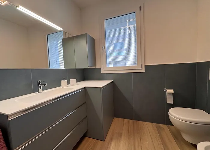 Apartment East Side